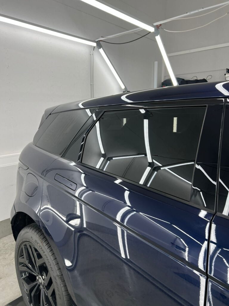 Heck von einem folierten SUV